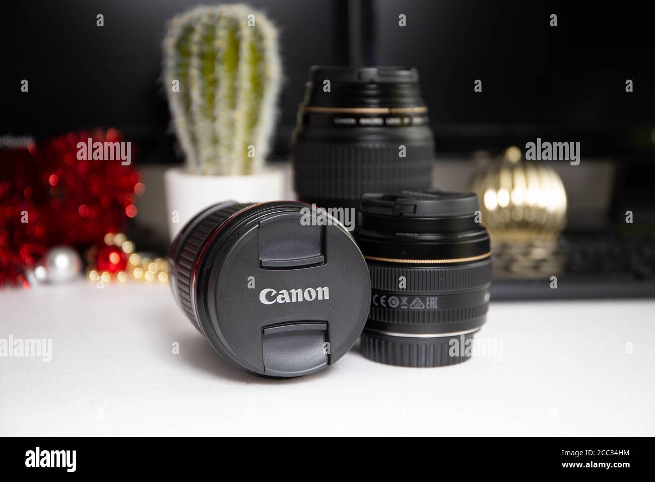 Camera lens gift Stock Photo Alamy