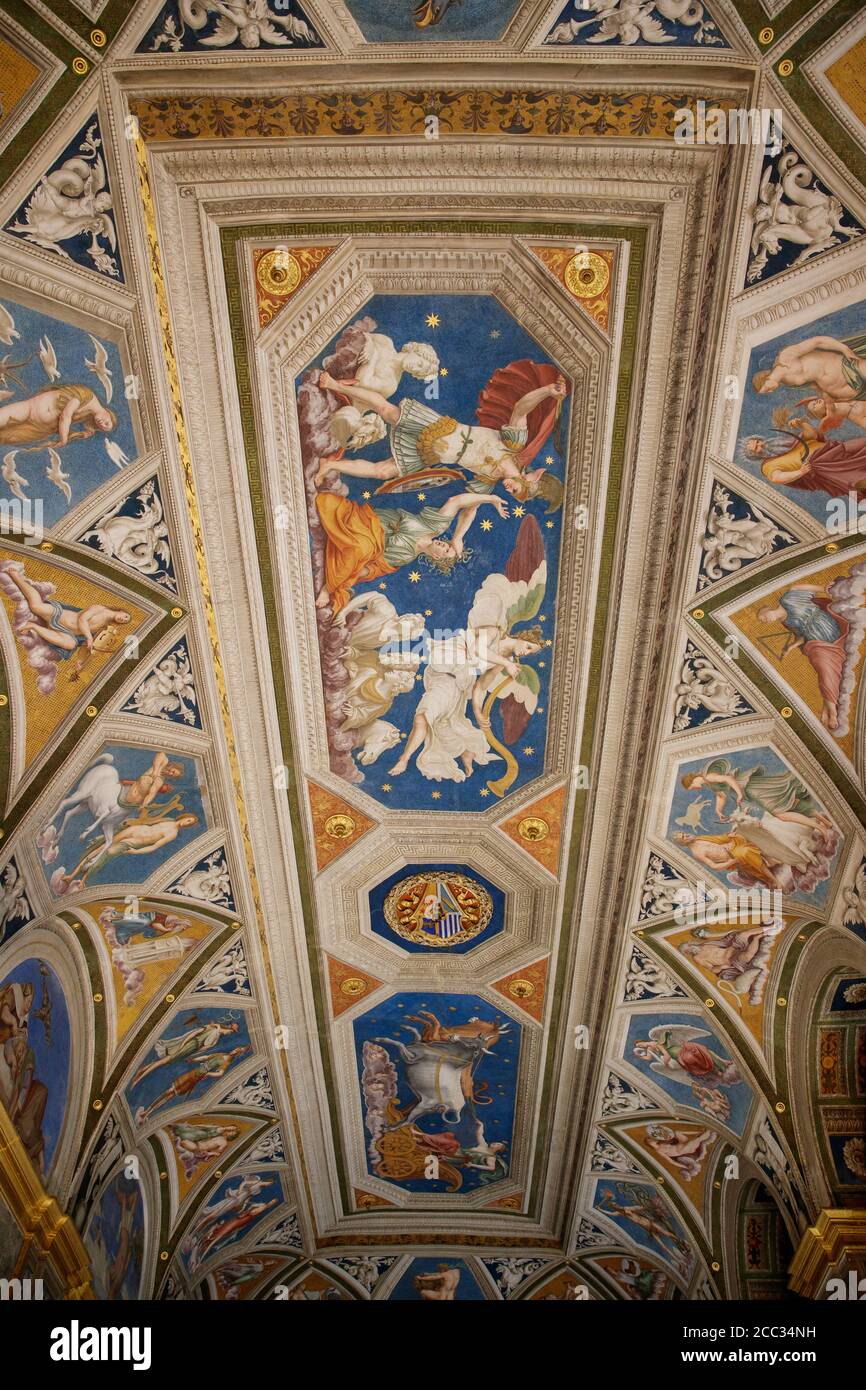 Ceiling frescoes depicting the Mythological figures of Perseus, Gorgon & Nymph Callisto. Loggia of Galatea in Villa Farnesina Stock Photo