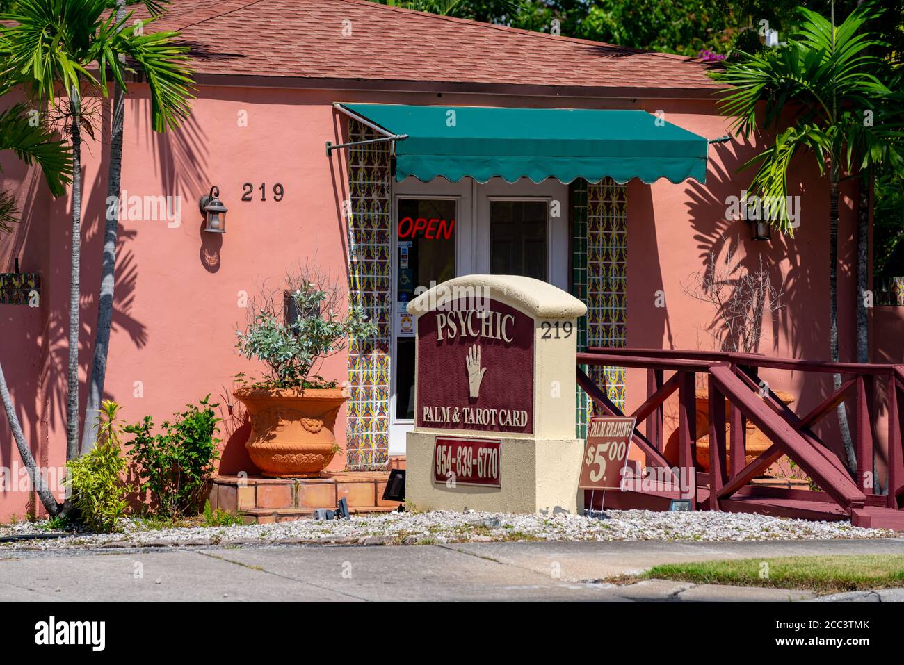 Palm Beach Gardens Psychic Readings And Tarot Cards: Unlock Your Future Today 3 Palm Beach Gardens Psychic Readings And Tarot Cards: Unlock Your Future Today