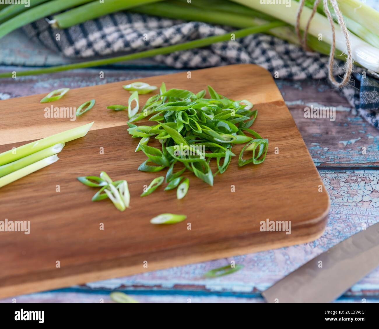 Spring onion chopped hi-res stock photography and images - Alamy