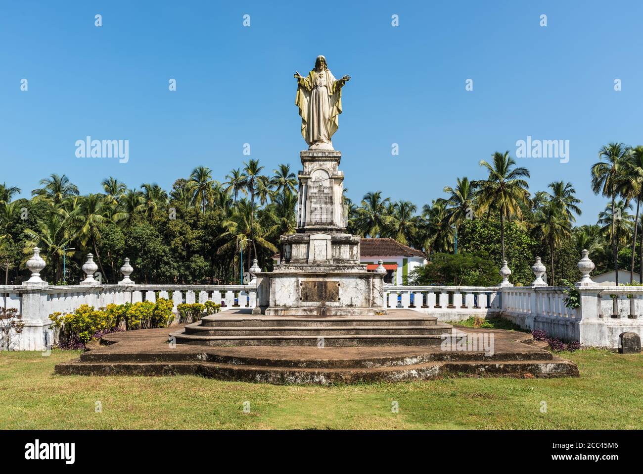 Goa jesus sculpture hires stock photography and images Alamy
