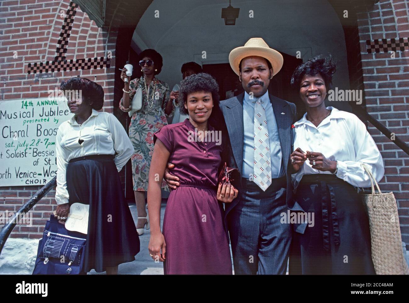 African fashion 1970s hi-res stock photography and images - Alamy