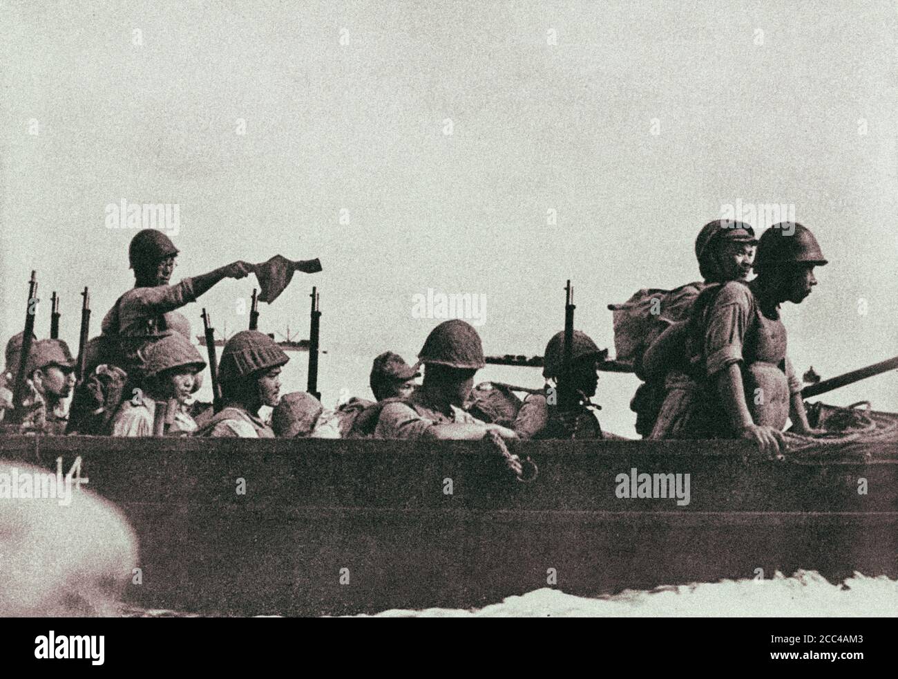 Vietnam War 25th Infantry Division Soldier In Assault Boat Tong Thang Photo
