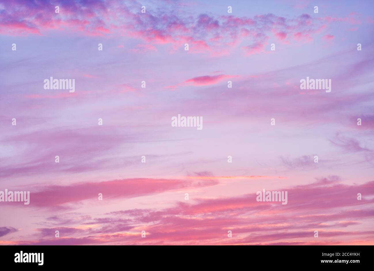 Beautiful pink and purple sky with clouds hi-res stock photography and ...