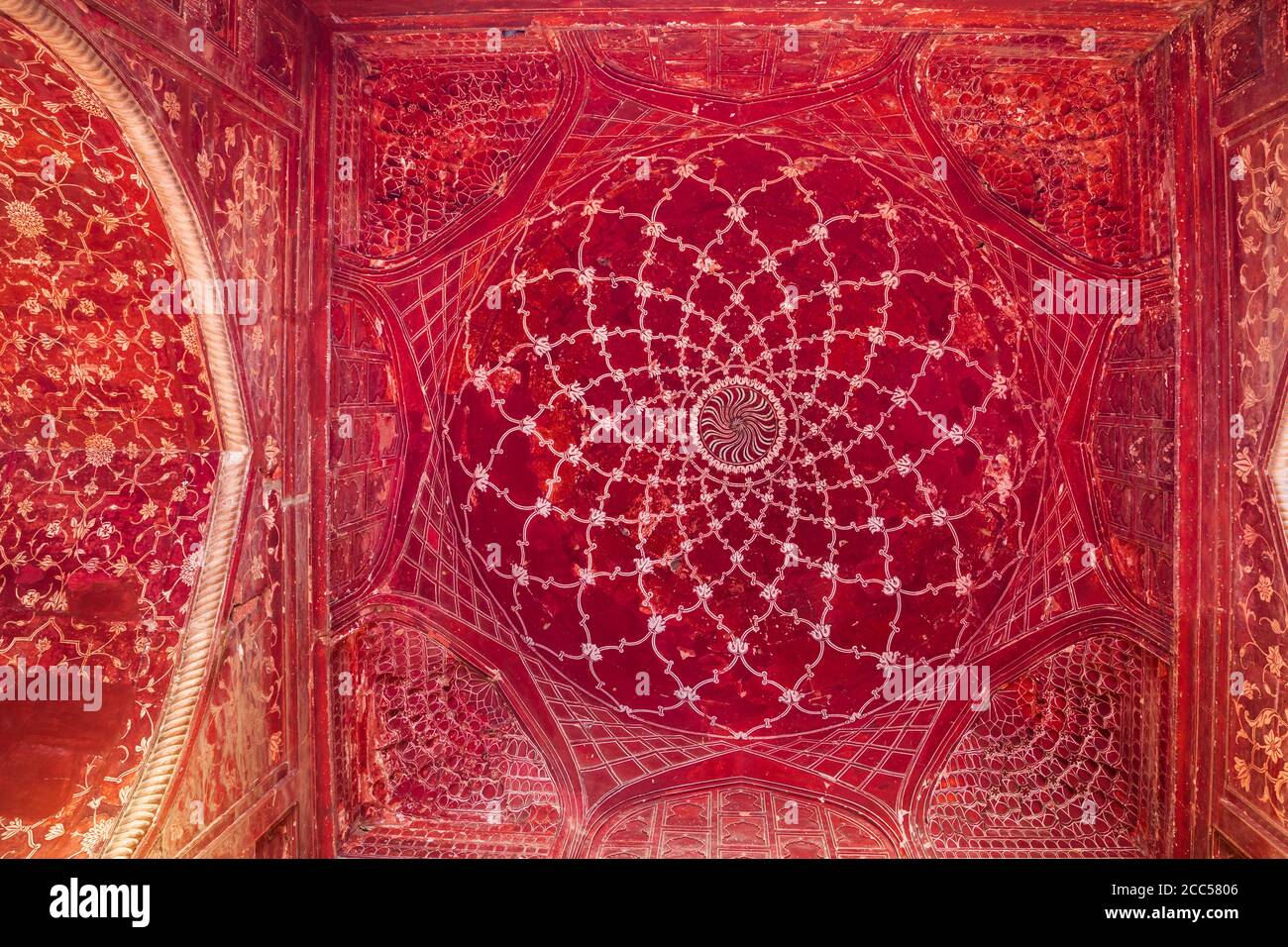 Geometric pattern background on the wall of Taj Mahal palace in Agra city, Uttar Pradesh state of India Stock Photo