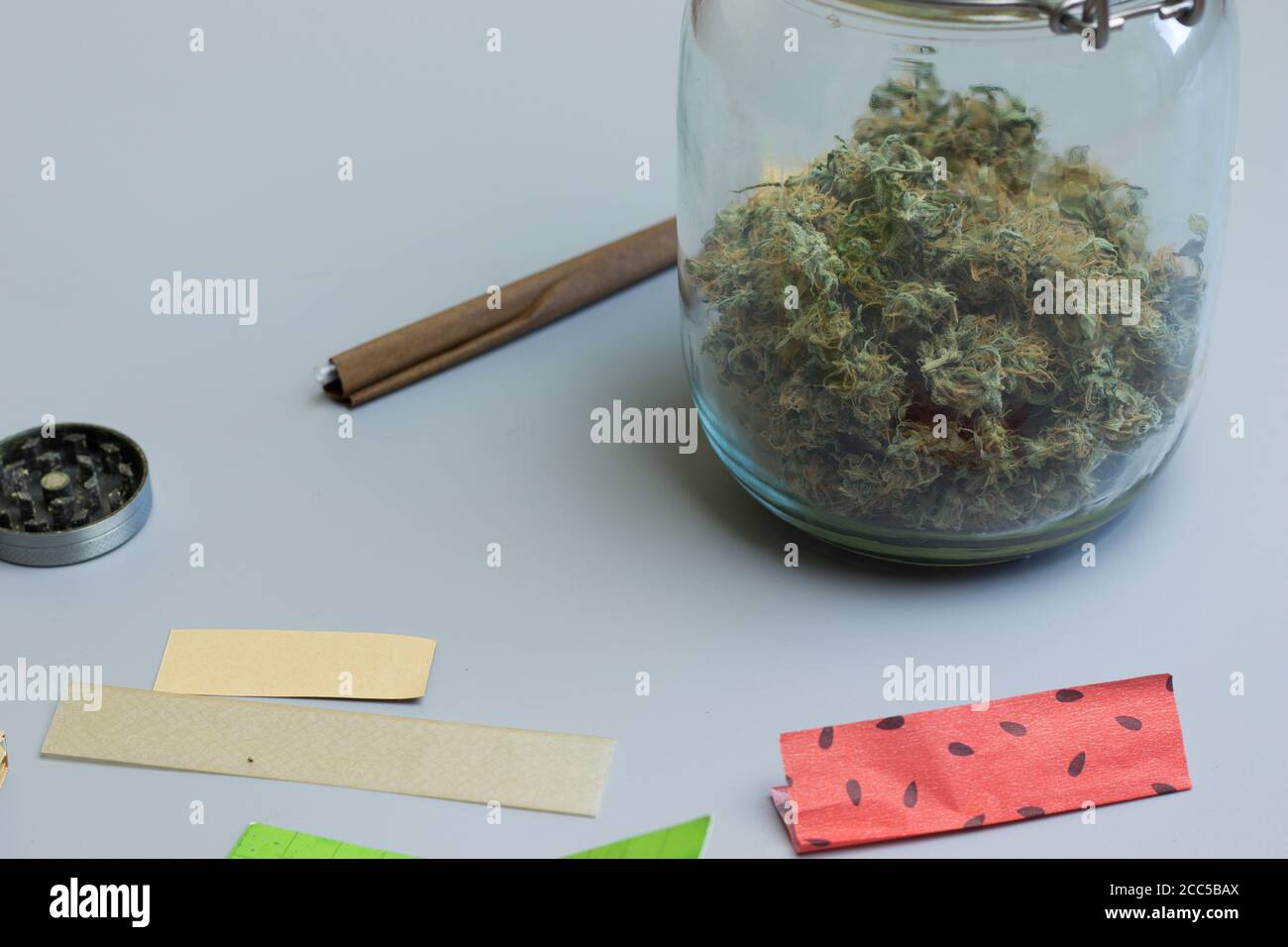 Weed on marijuana scale hi-res stock photography and images - Alamy