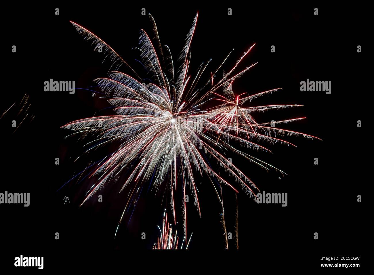 Single firework explosion hi-res stock photography and images - Alamy