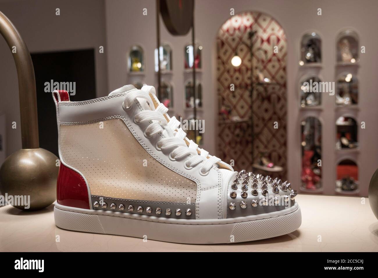 Tilbageholde venskab sengetøj Christian Louboutin Designer Shoes at the Saks Fifth Avenue Flagship Store  in New York City, USA Stock Photo - Alamy