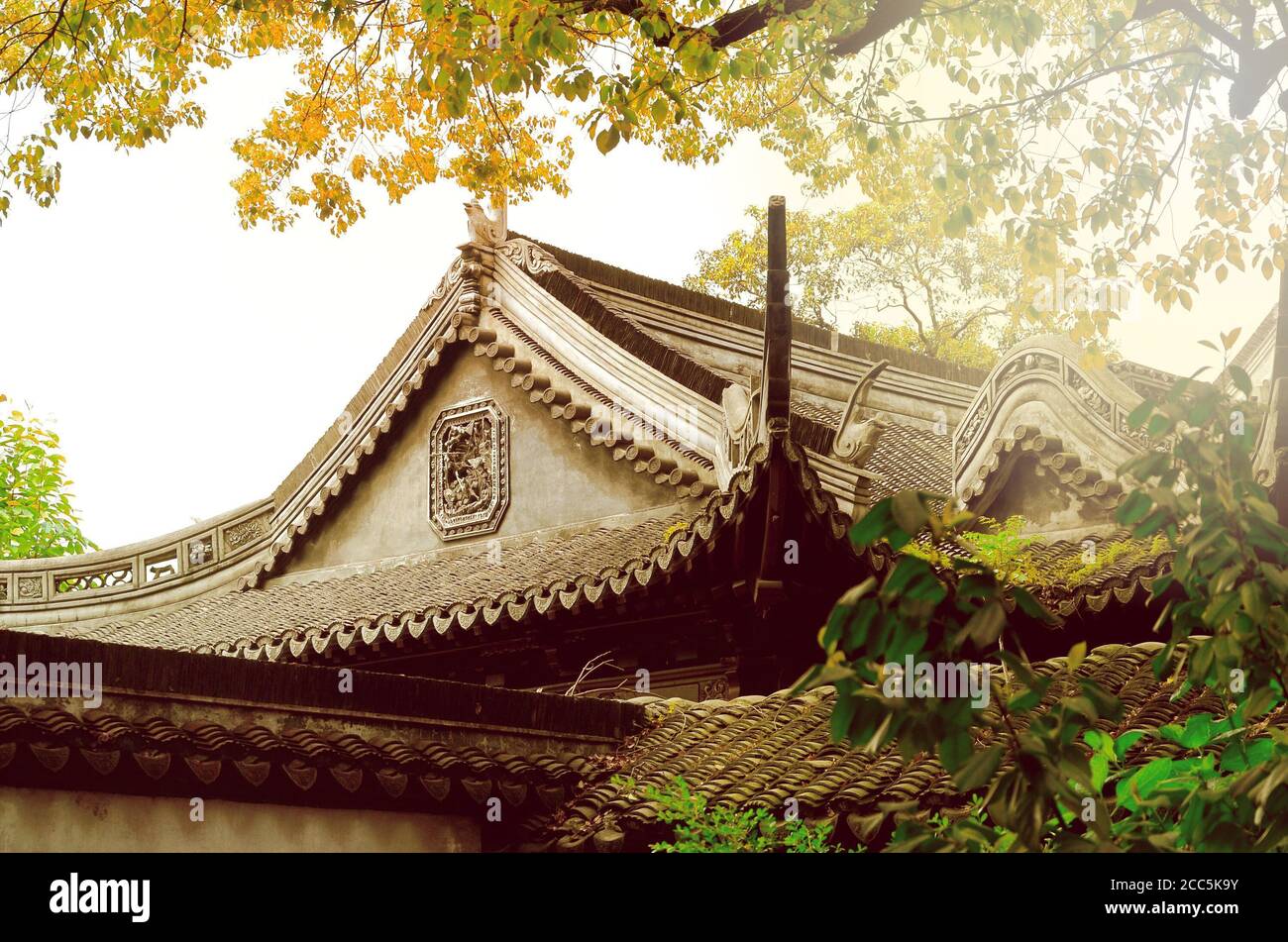 Traditional Chinese architecture in Yu Yuan Gardens, Shanghai, China. Stock Photo