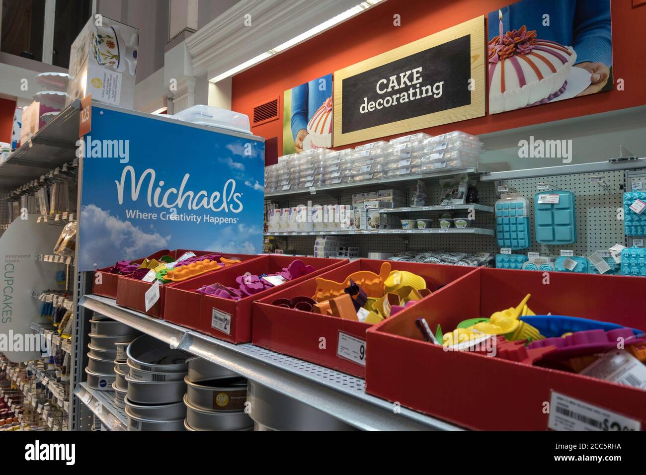 Michaels Craft Store High Resolution Stock Photography And Images Alamy
