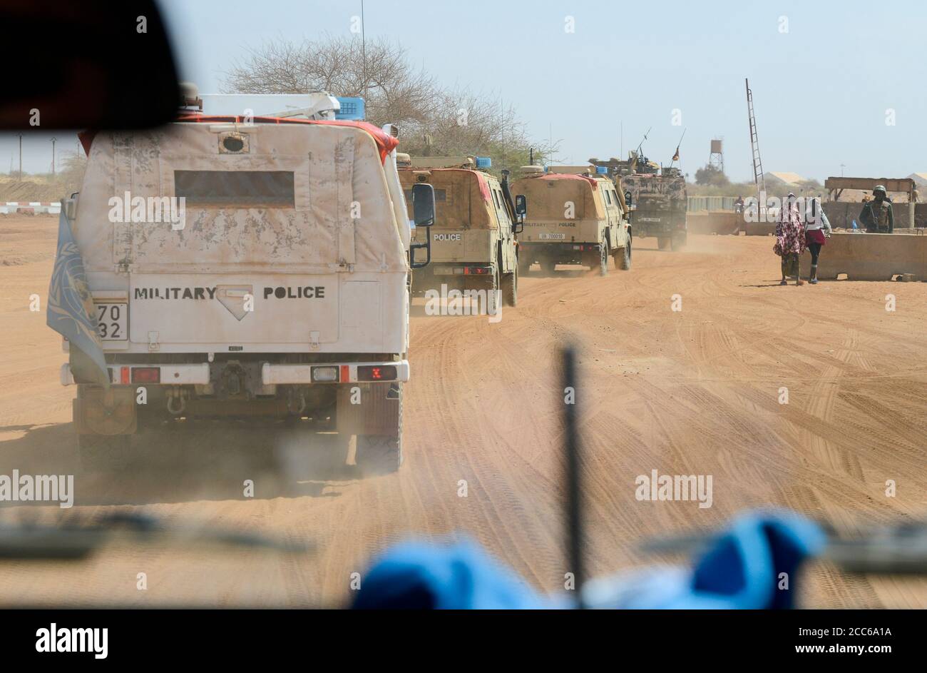 MALI, Gao, Minusma UN peace keeping mission, Camp Castor, german army Bundeswehr, patrol , malian army FaMA check post Stock Photo