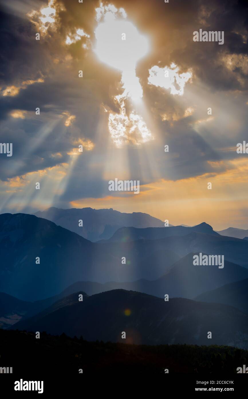 Blue sky and mist hi-res stock photography and images - Alamy