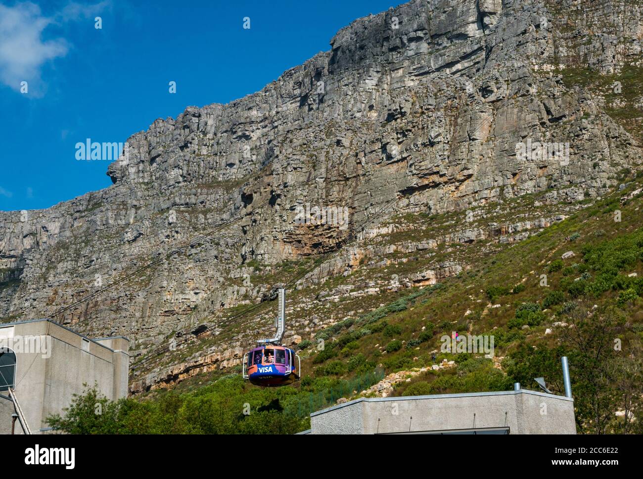 Cable car below Table Mountain cliff face, Platteklip Gorge, Cape Town, South Africa Stock Photo