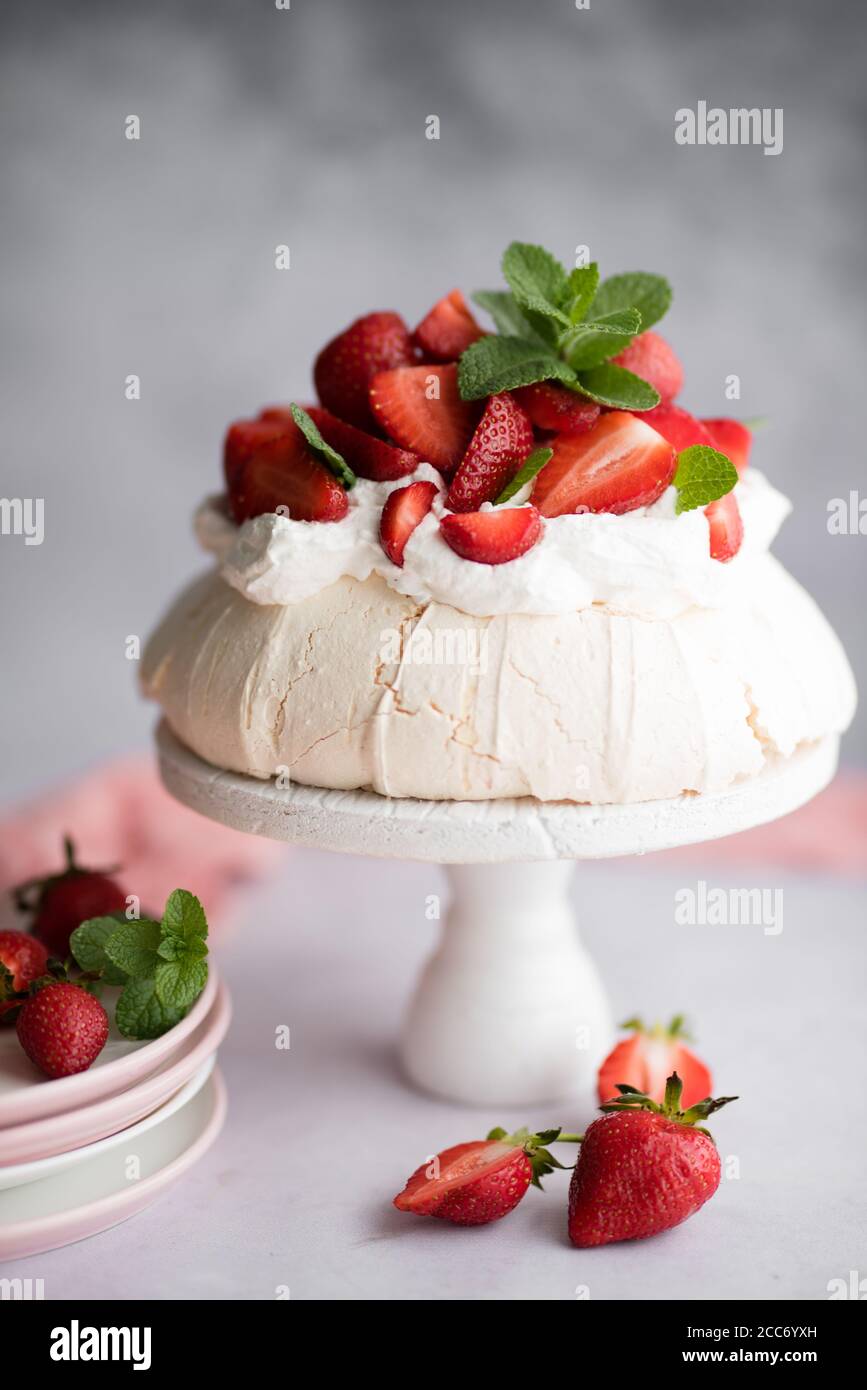 Homemade Pavlova meringue cake with strawberries Stock Photo Alamy