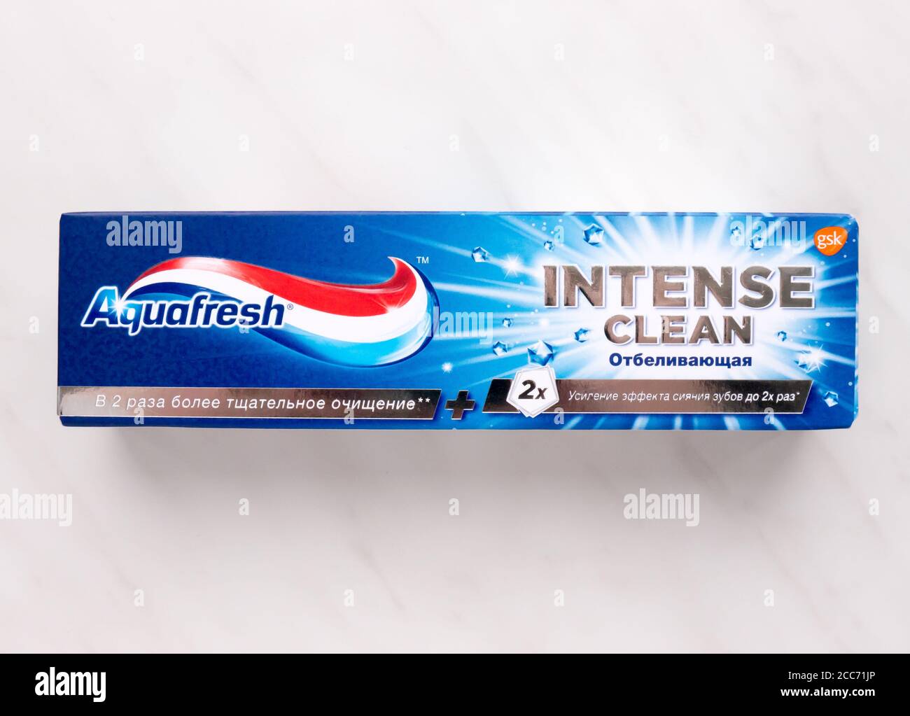 aquafresh toothpaste ad