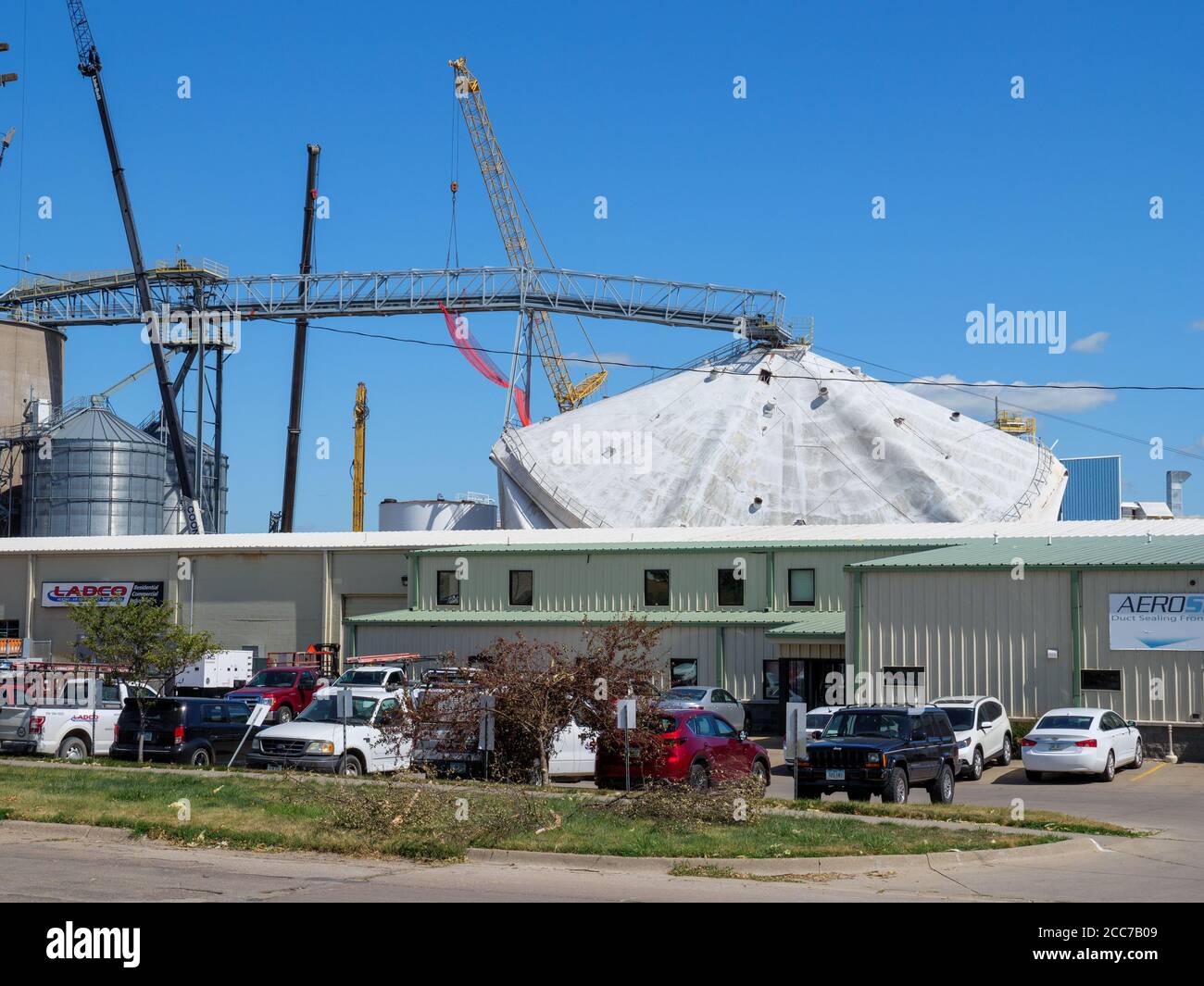 Grain bin at rail grain depot collapsed by derecho of August 10, 2020