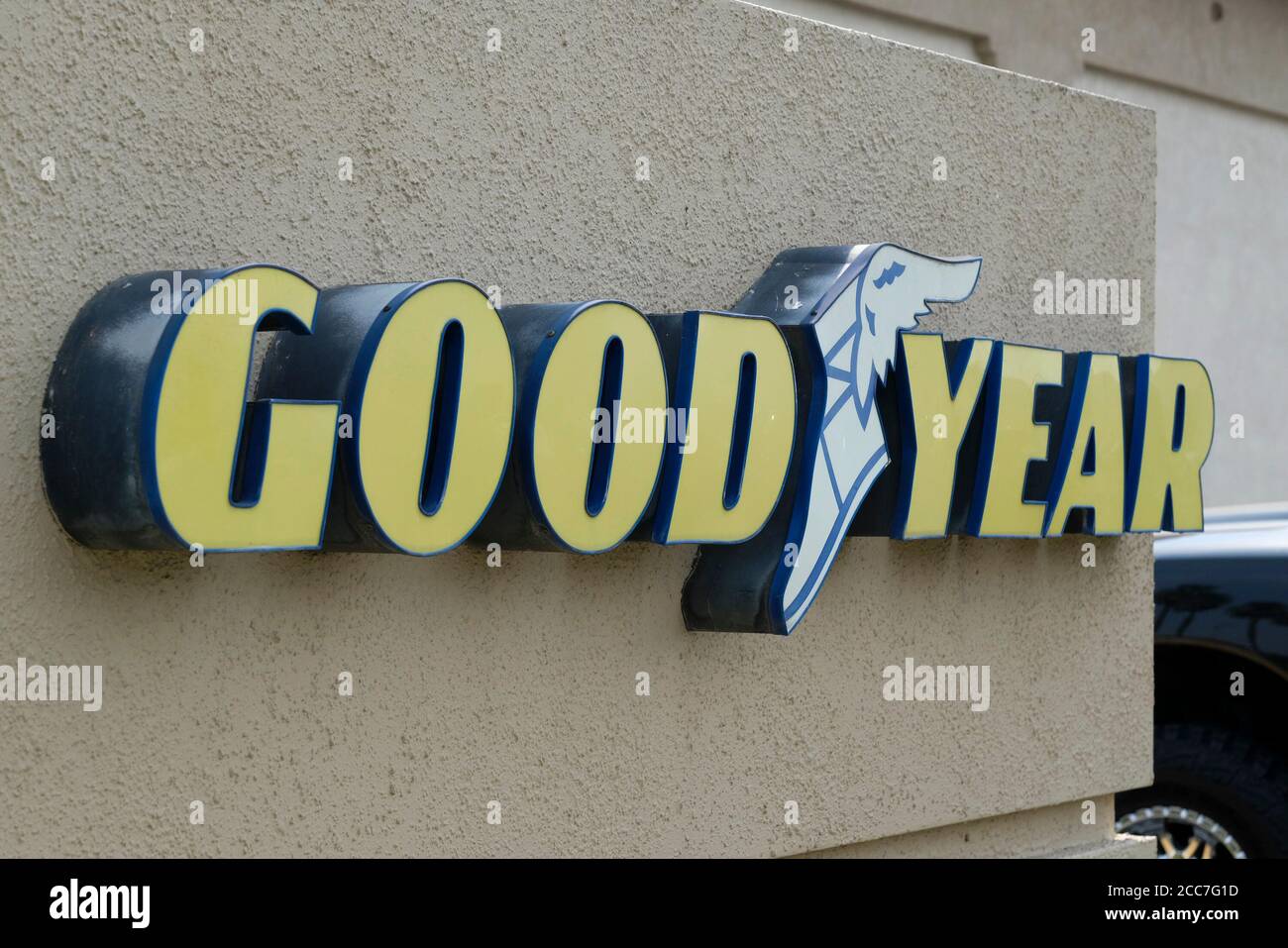 Los Angeles, California, USA. 19th Aug, 2020. A Goodyear Tire and Service store in Los Angeles, Wednesday, Aug.19, 2020. President Donald Trump called for a boycott of Goodyear tires after it was reported that the company has banned the wearing of any politically affiliated slogans, including ''MAGA'' hats. Credit: Ringo Chiu/ZUMA Wire/Alamy Live News Stock Photo
