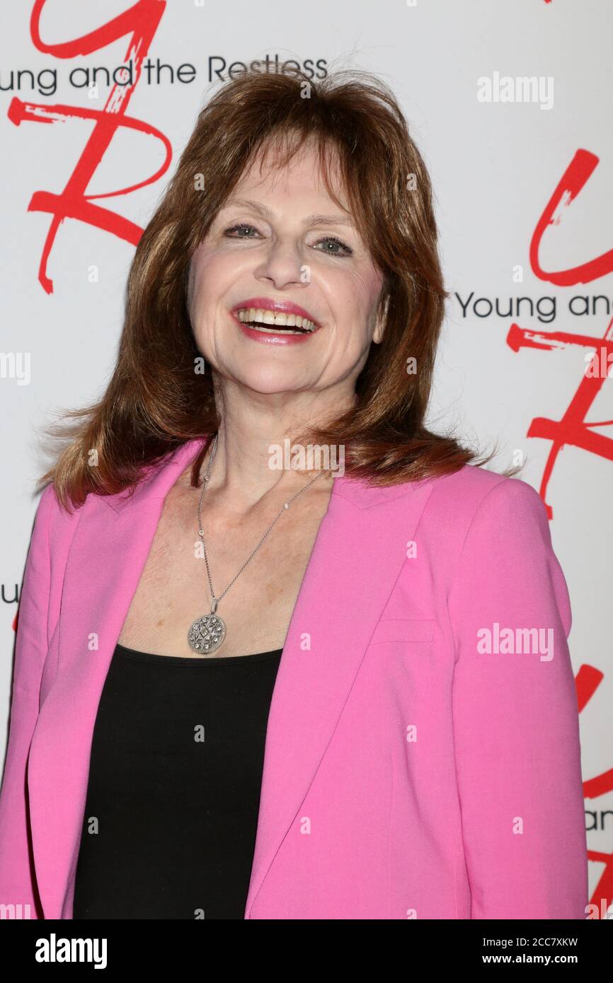 LOS ANGELES MAR 26 Janice Lynde at the The Young and The Restless