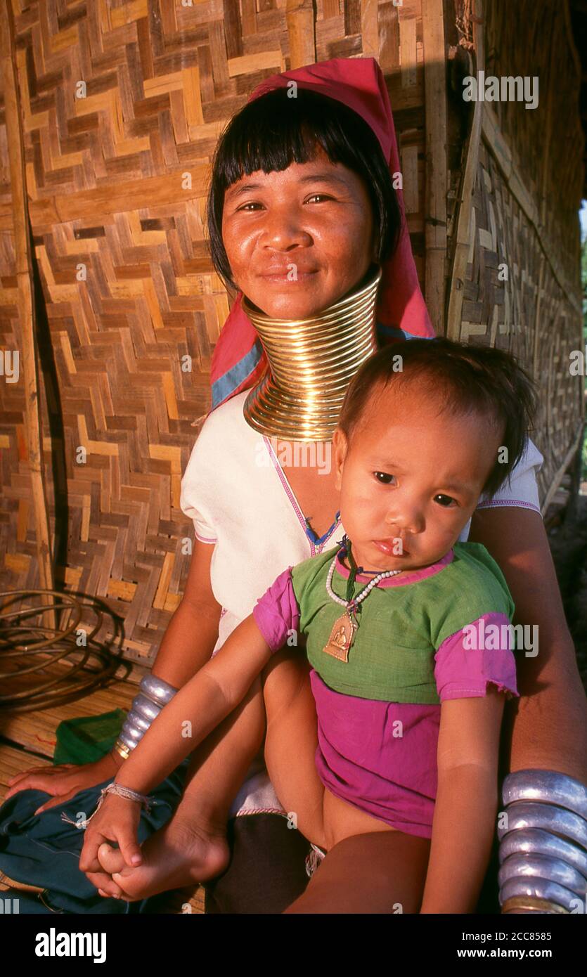 Karenni kayah tribe hi-res stock photography and images - Alamy