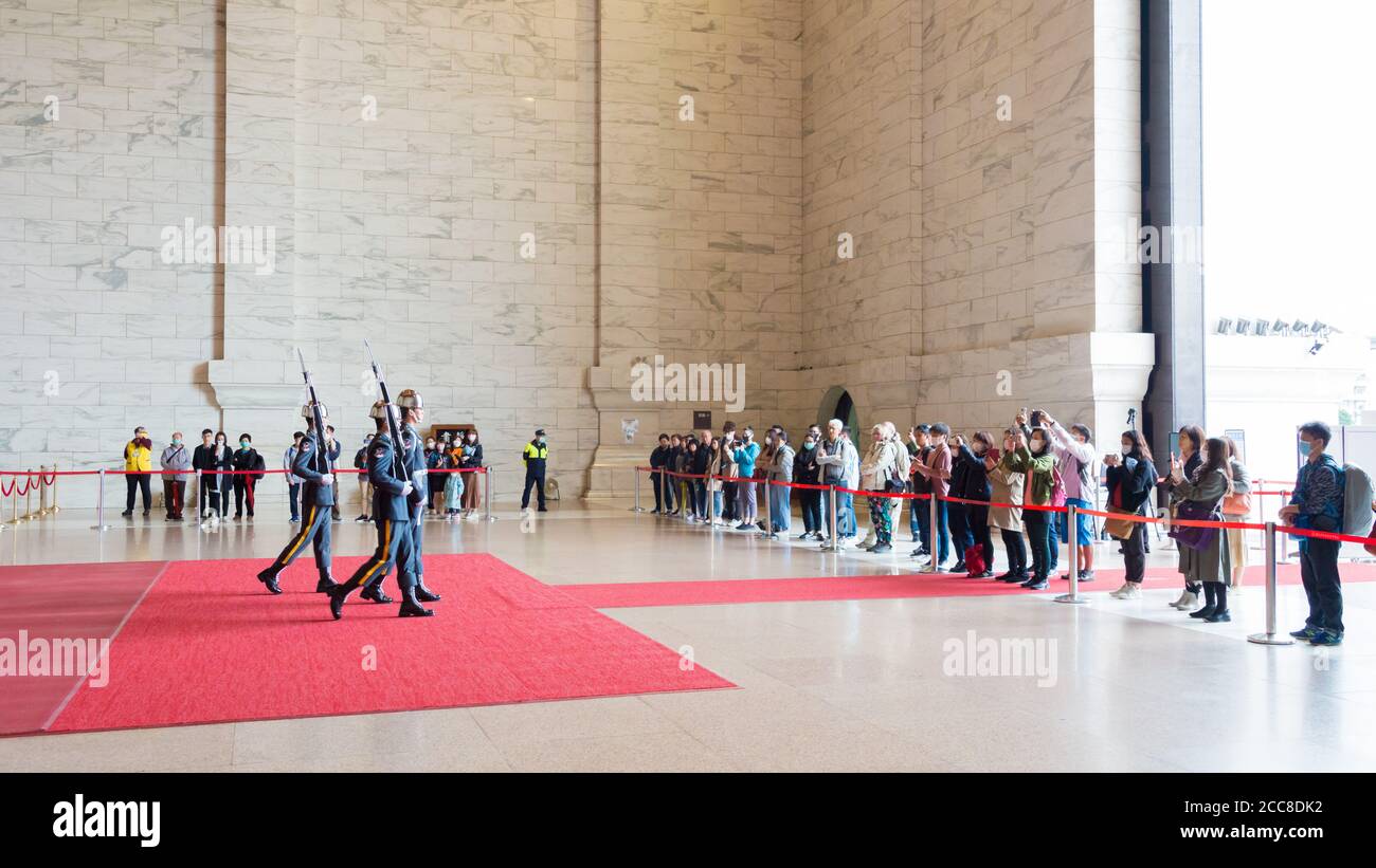 Taipei, Taiwan - Changing of the honored guards at Chiang Kai-shek ...
