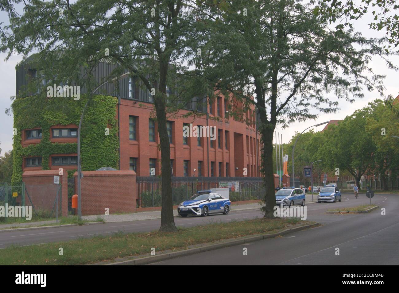 Dienststelle der Polizeidirektion 2 Abschnitt 23, Schmidt-Knobelsdorf-Straße 27 in Berlin-Spandau Stock Photo
