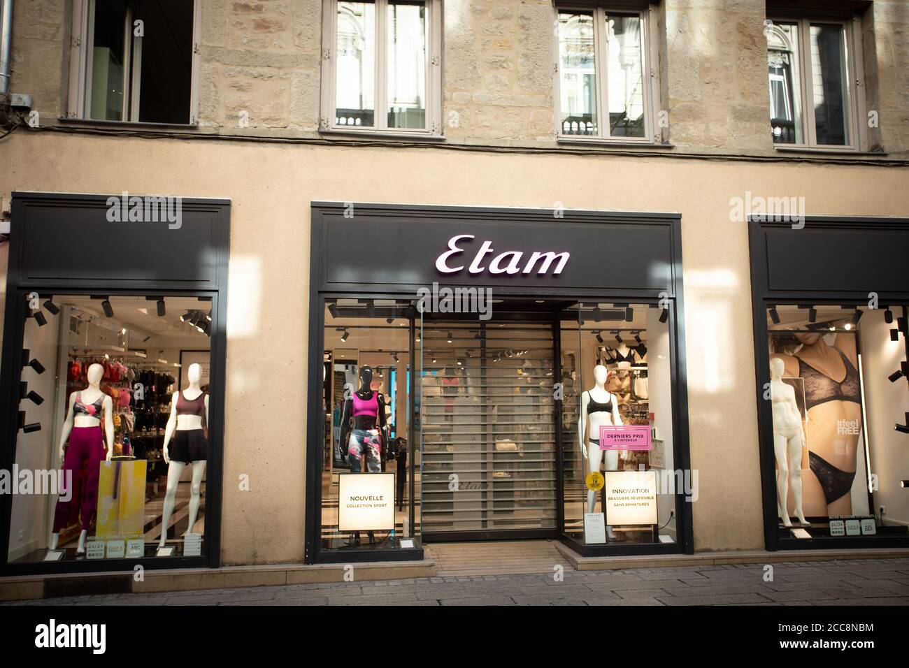 Etam brand women's clothing storefront Stock Photo - Alamy