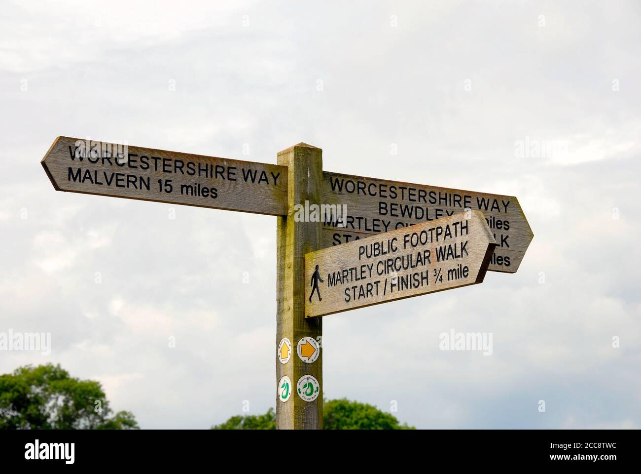 Signpost in the English countryside, with directions and distances to various nearby locations, Wocestershire, England Stock Photo