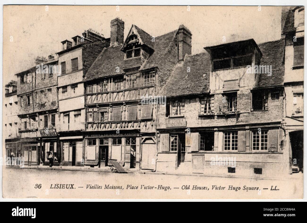 Normandie Calvados 14 Lisieux Vieilles Maisons A Colombages Place Victor Hugo Carte Postale Fin 19eme Debut eme Siecle Stock Photo Alamy