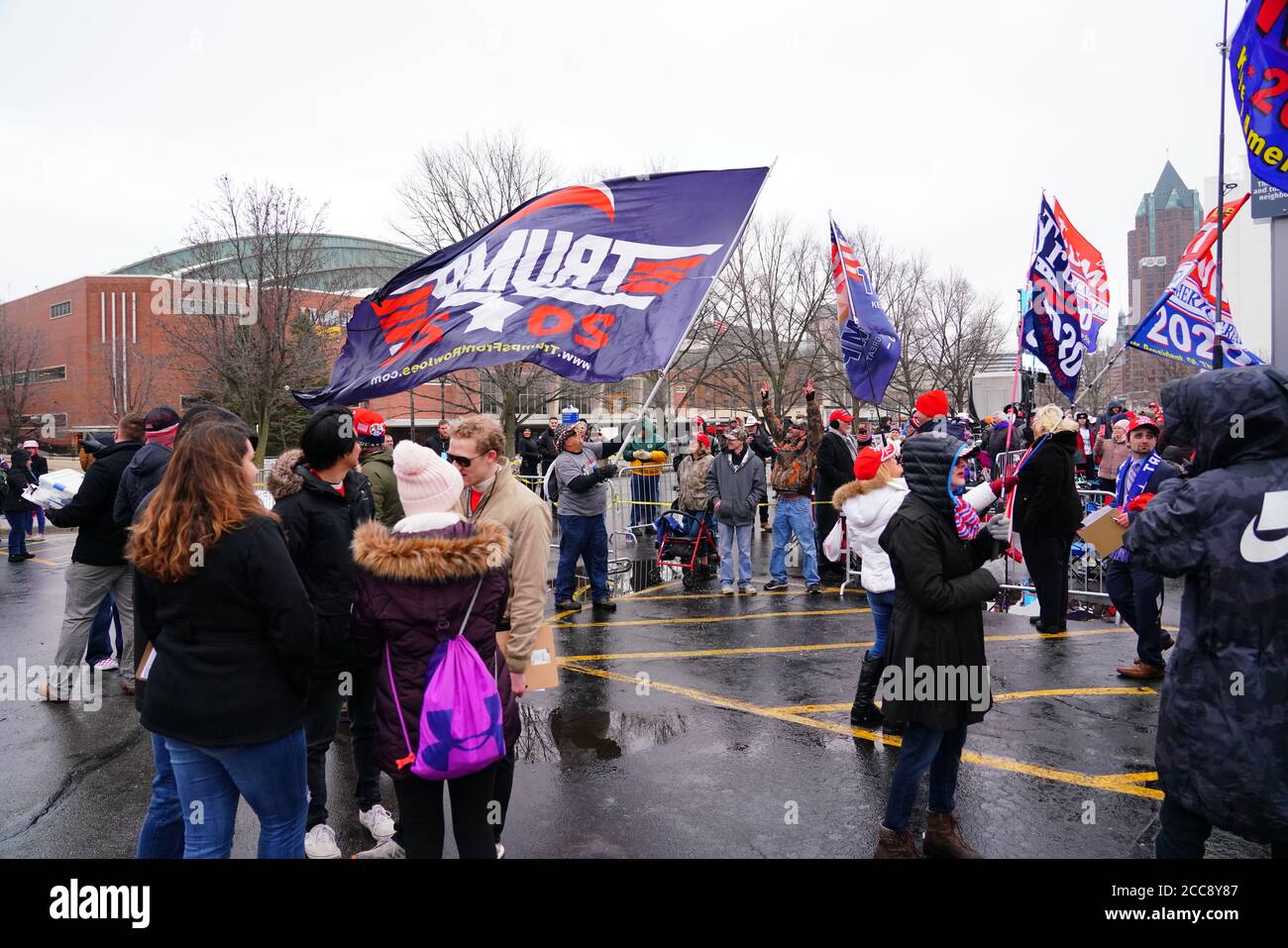 American flags at political rally hi-res stock photography and images ...