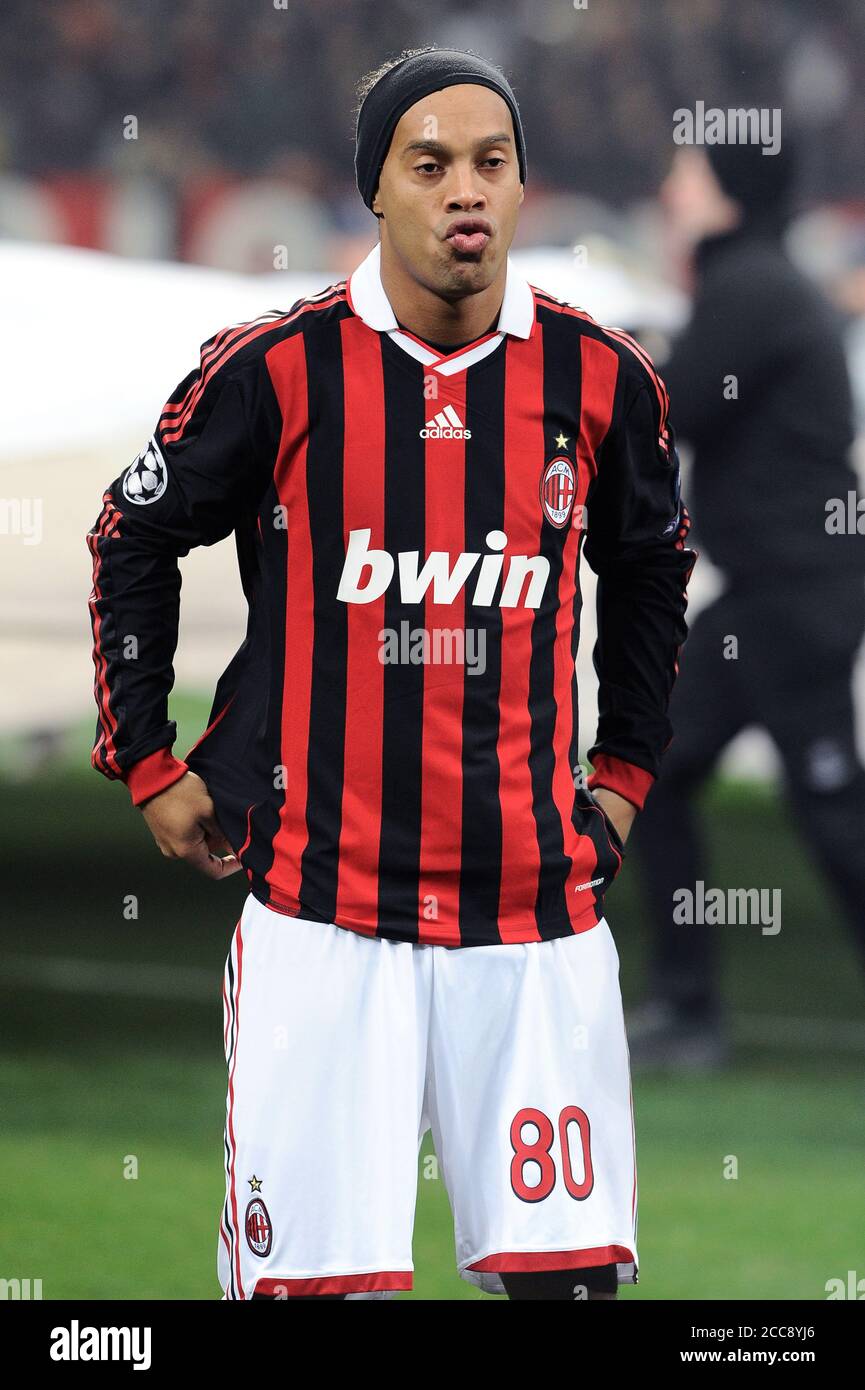 Milan Italy, 25 November 2009," SAN SIRO" Stadium, UEFA Champions League  2009/2010, AC Milan - Olympique de Marseille : Ronaldinho before the match  Stock Photo - Alamy