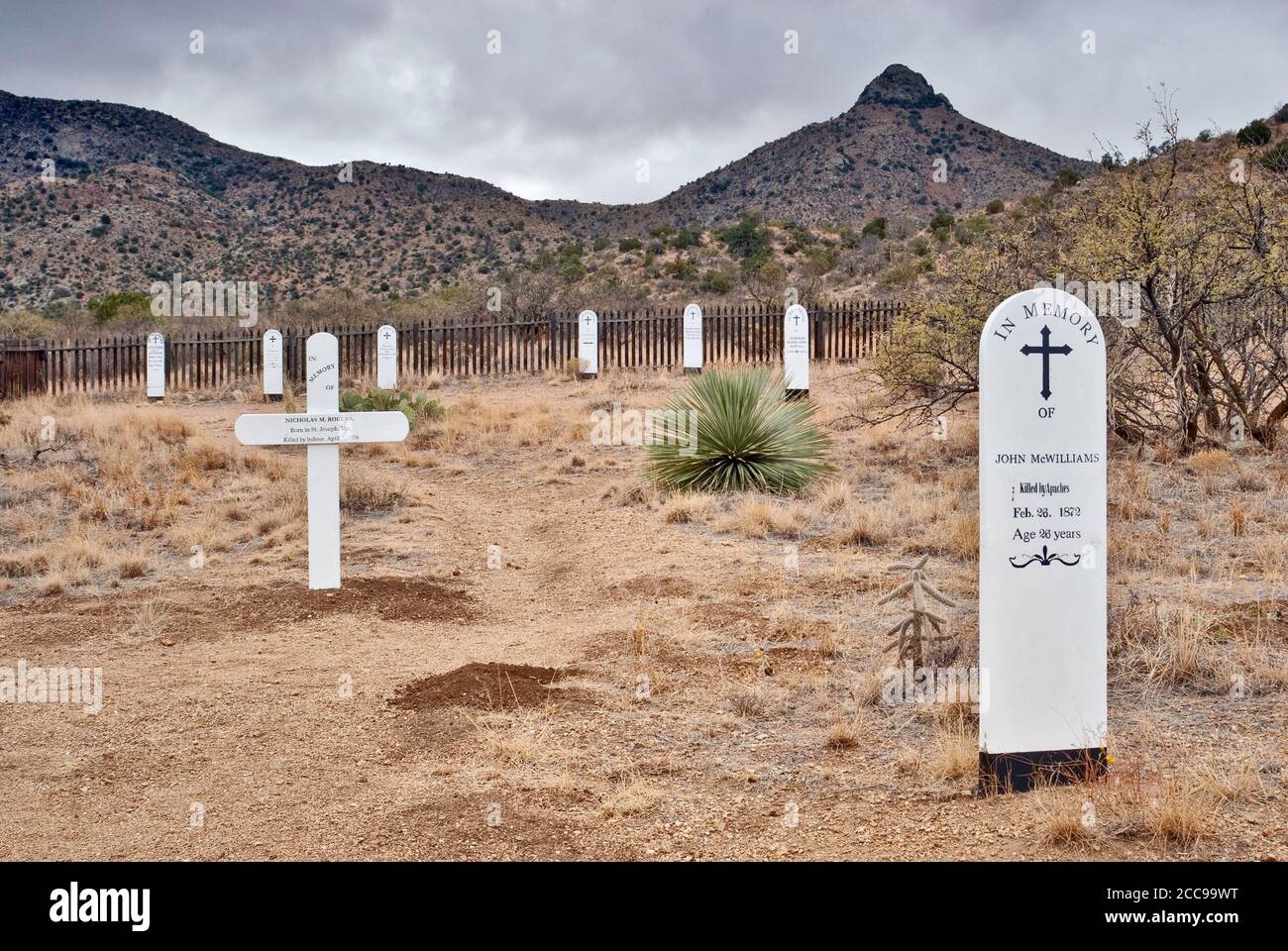 Cemetery in Fort Bowie, Arizona, USA Stock Photo Alamy
