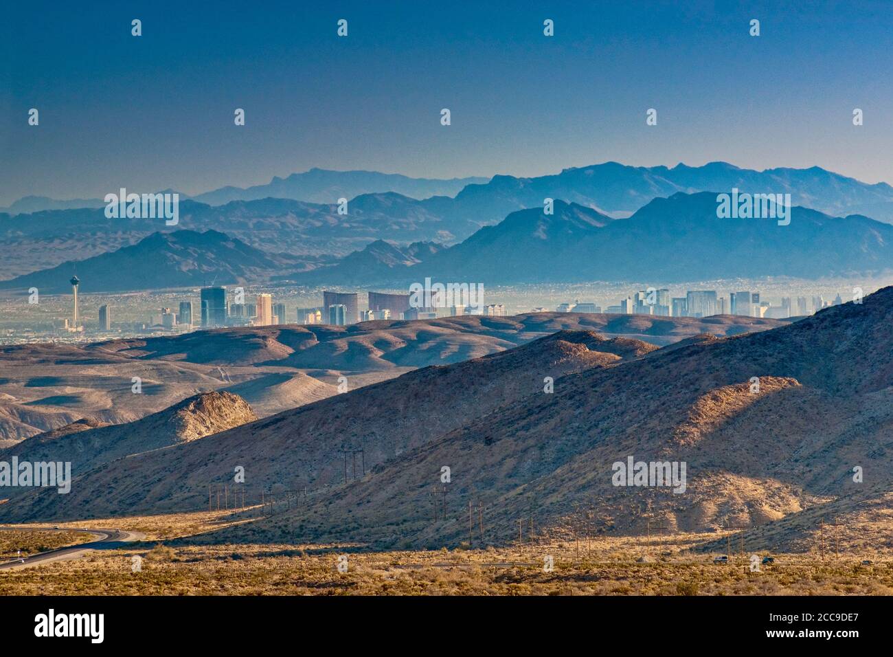 Hazy Mirage In Mojave Desert The Las Vegas Strip Seen From Red Rock Canyon Area 16 Miles 25 Km Away Nevada Usa Stock Photo Alamy