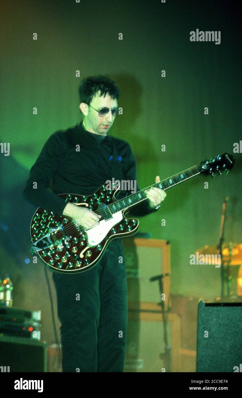 The Lightning Seeds performing at Cream‘s Millennium eve celebrations, Cream 2000, Liverpool, England,United Kingdom. Stock Photo