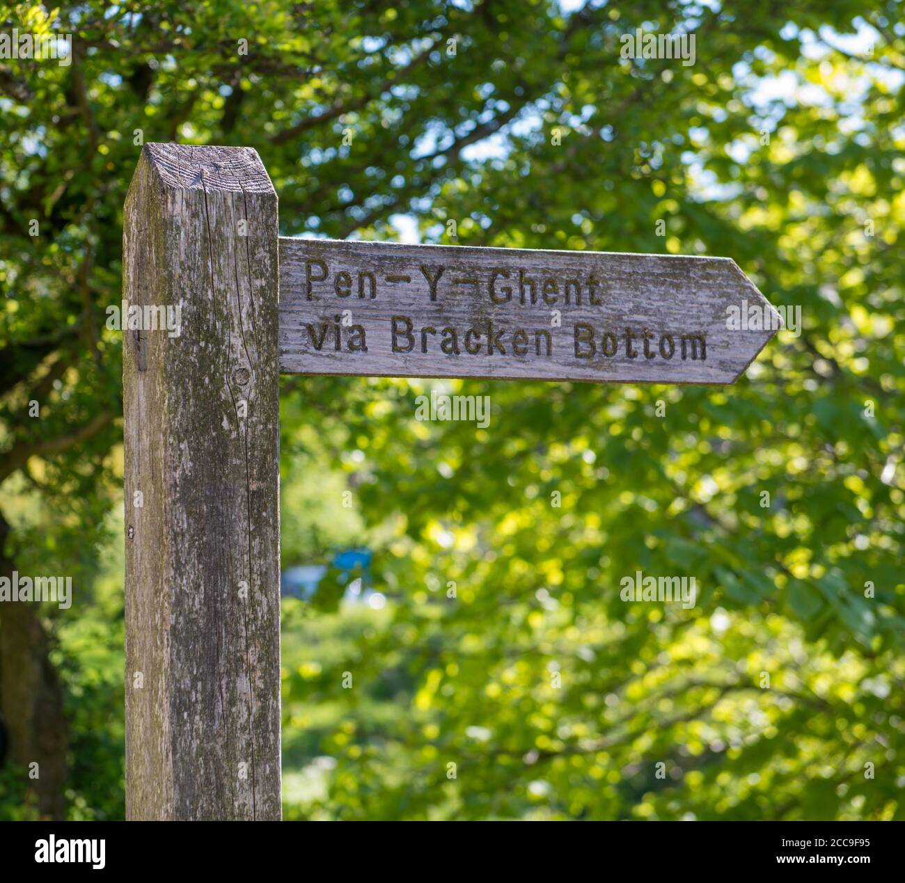 Public footpath sign showing the route to PenyGhent, one of the