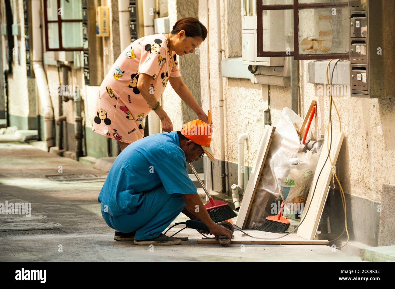 Asian lady cleaning her house hi-res stock photography and images - Alamy
