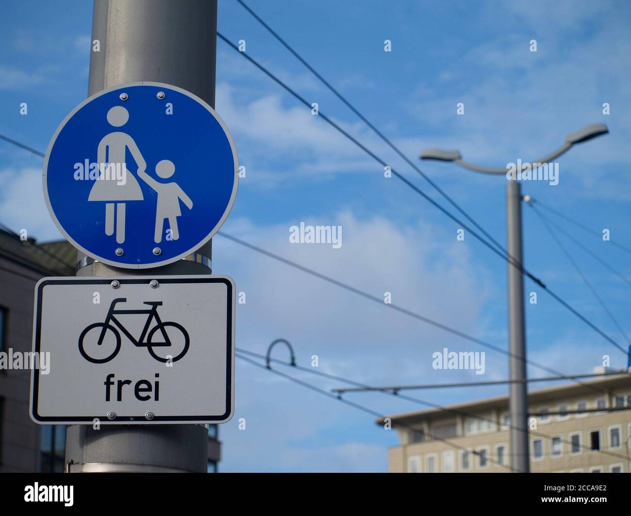 Sign saying "sidewalk for pedestrians, bikes allowed Stock Photo Alamy