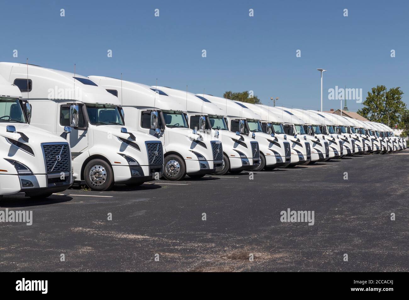 Indianapolis Circa August 2020 Volvo Semi Tractor Trailer Trucks