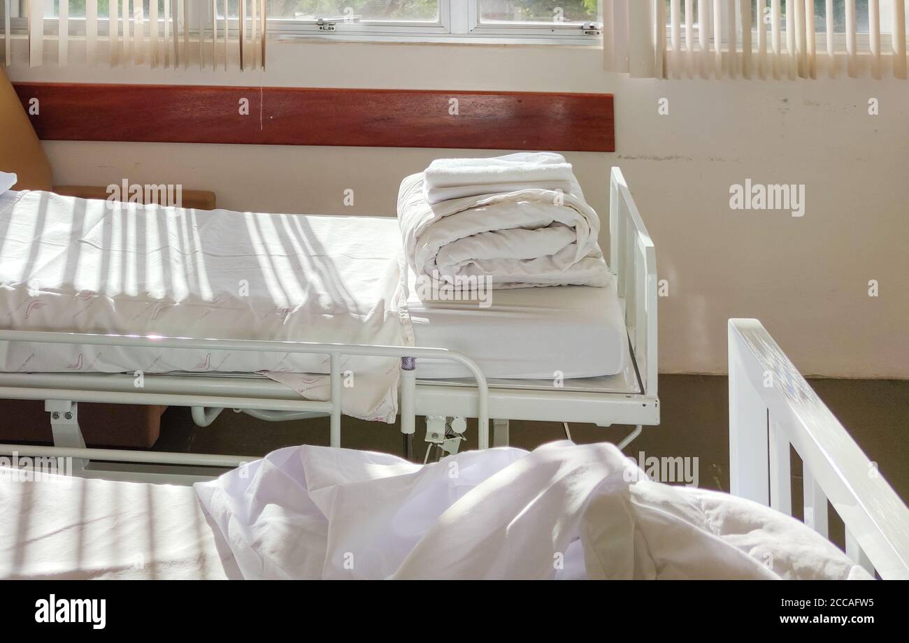 Hospital beds. Public health infrastructure in Brazil. Bed and