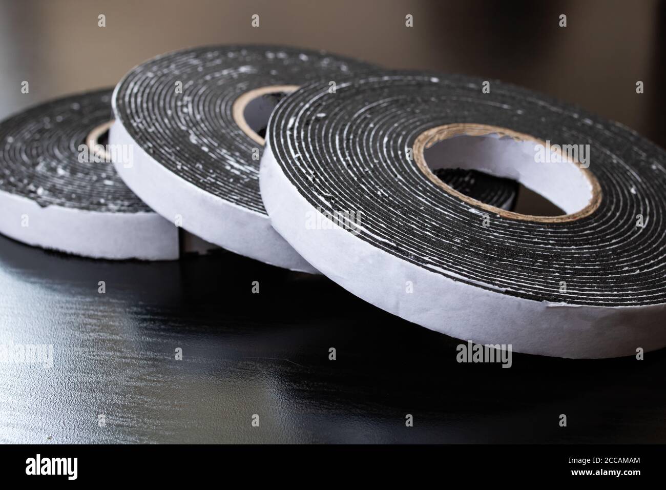 Double sided tape hires stock photography and images Alamy