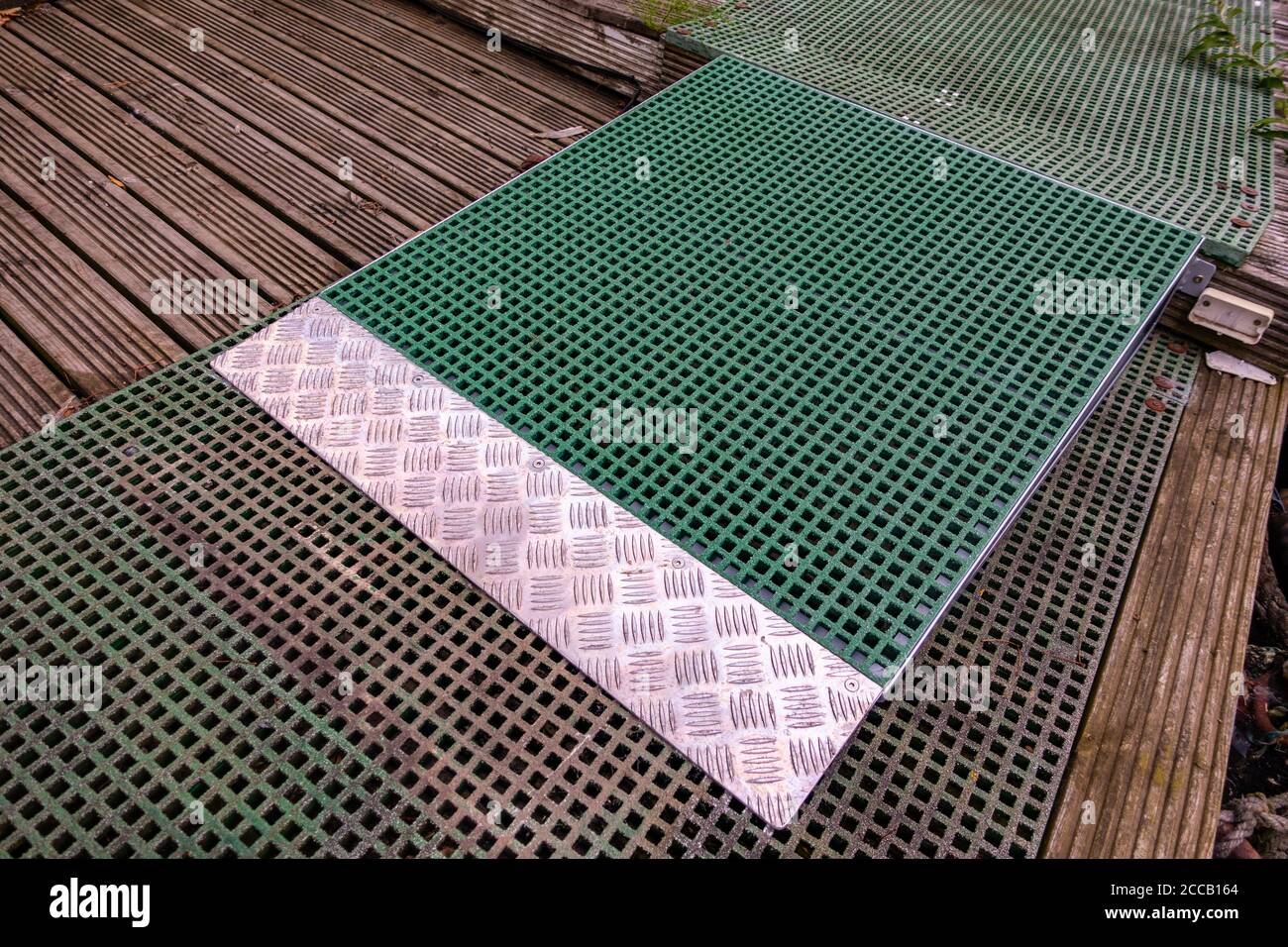 A disabled wheelchair ramp on some marina moorings Stock Photo - Alamy