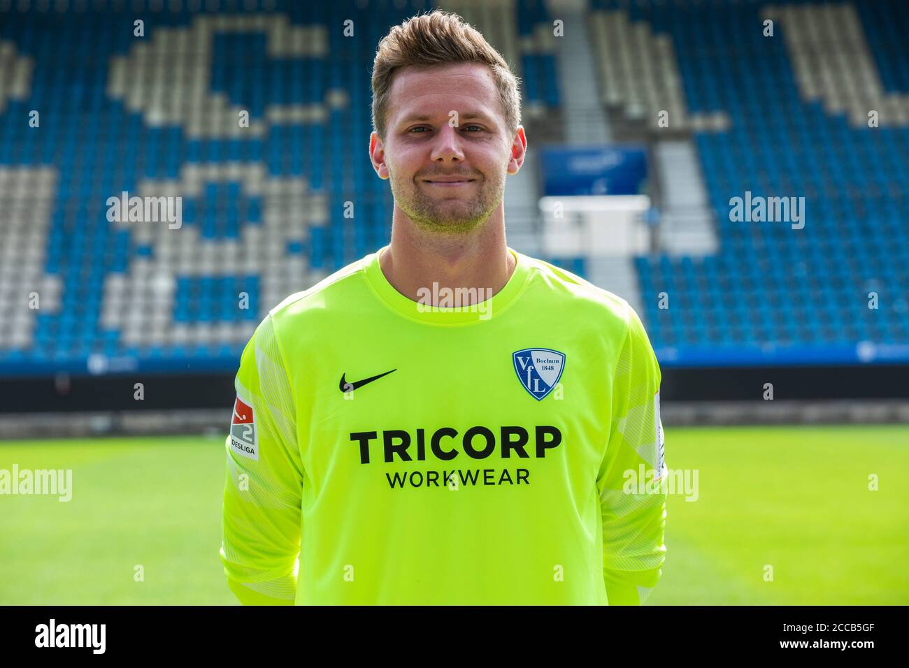 football, 2. Bundesliga, 2020/2021, VfL Bochum, Vonovia Ruhr Stadium, Media Day, team presentation for the game season, keeper Patrick Drewes Stock Photo