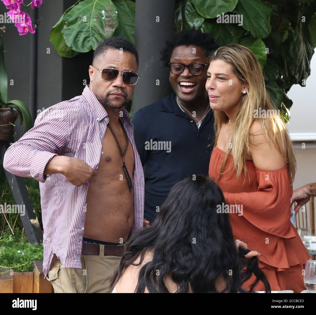 Miami, United States Of America. 17th Mar, 2019. MIAMI GARDENS, FL - MARCH 17: Robert De Niro's son's estranged wife is 'hooking up' with Cuba Gooding Jr. as seen at Seaspice Resaurant on March 17, 2019 in Miami, Florida. People: Cuba Gooding Jr Credit: Storms Media Group/Alamy Live News Stock Photo