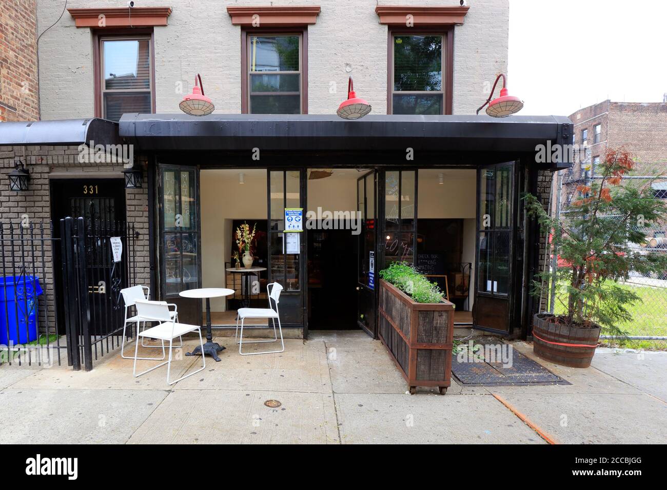 Sauced, 331 Bedford Ave, Brooklyn, New York. NYC storefront photo of a