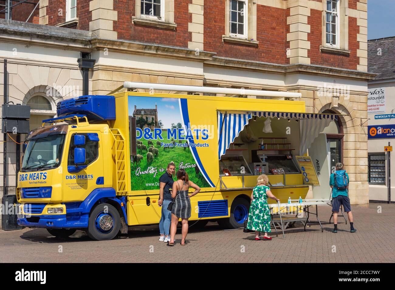 D&R Meats meat truck, Eliot Square, Nuneaton, Warwickshire