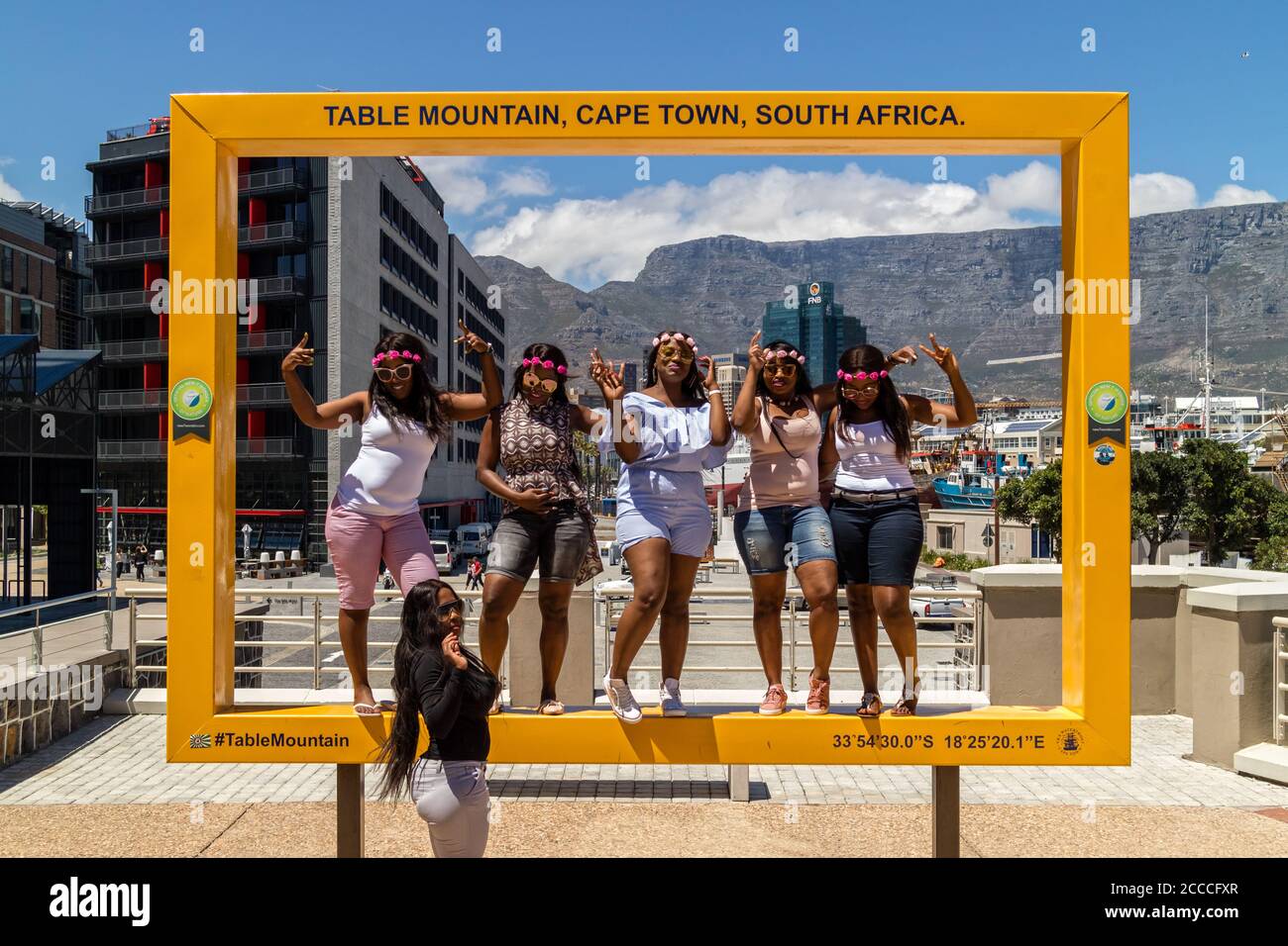 Photo Point for Tourist ,Yellow Frame with Famous Table Mountain Background  in Waterfront Stock Photo - Alamy