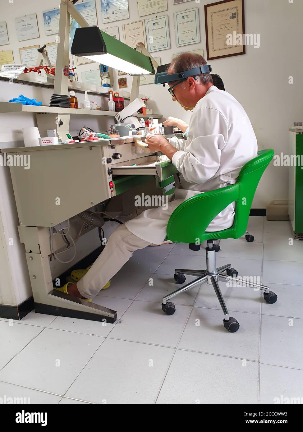 Dental Laboratory Bench Work