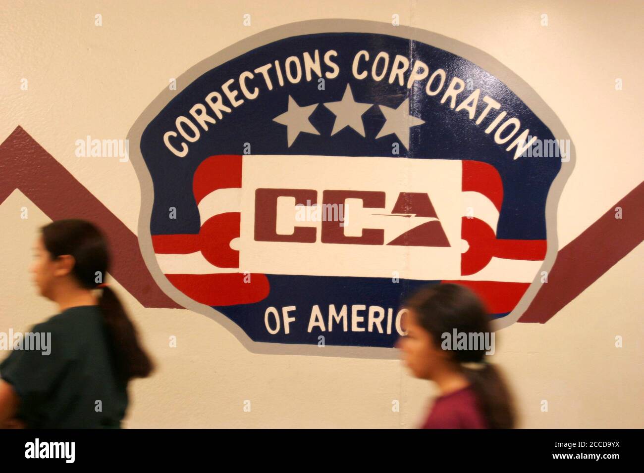 Immigration customs enforcement logo hi-res stock photography and ...