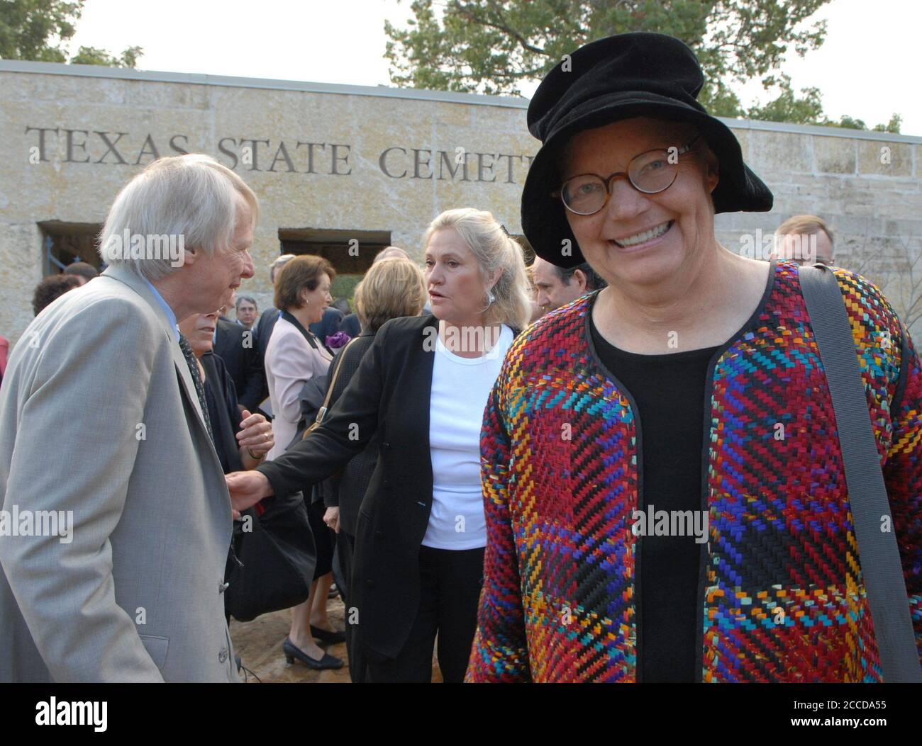 Austin, TX USA, September 18, 2006 Molly Ivins leaves the Texas State