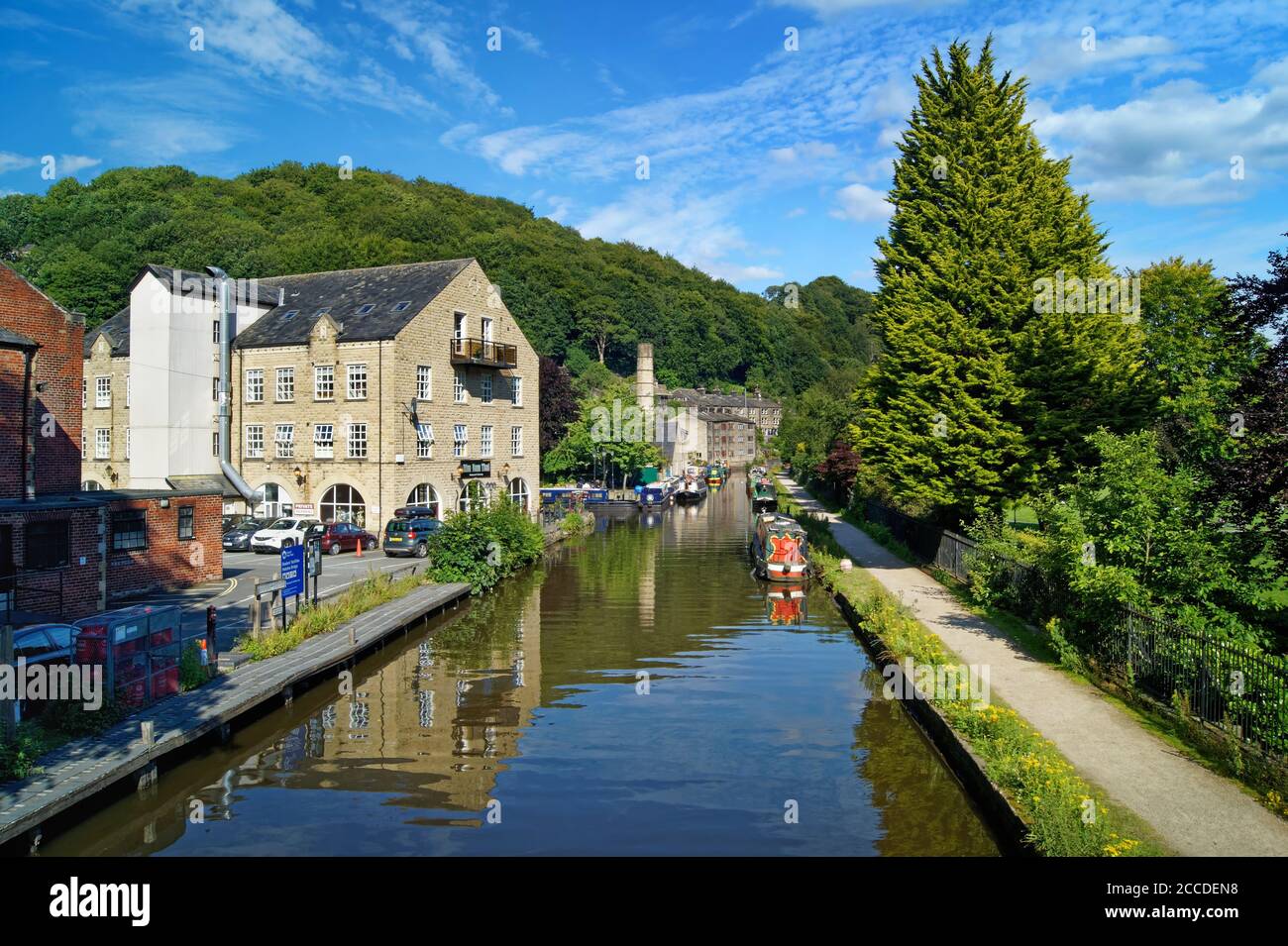 Sunny day at rochdale canal hires stock photography and images Alamy
