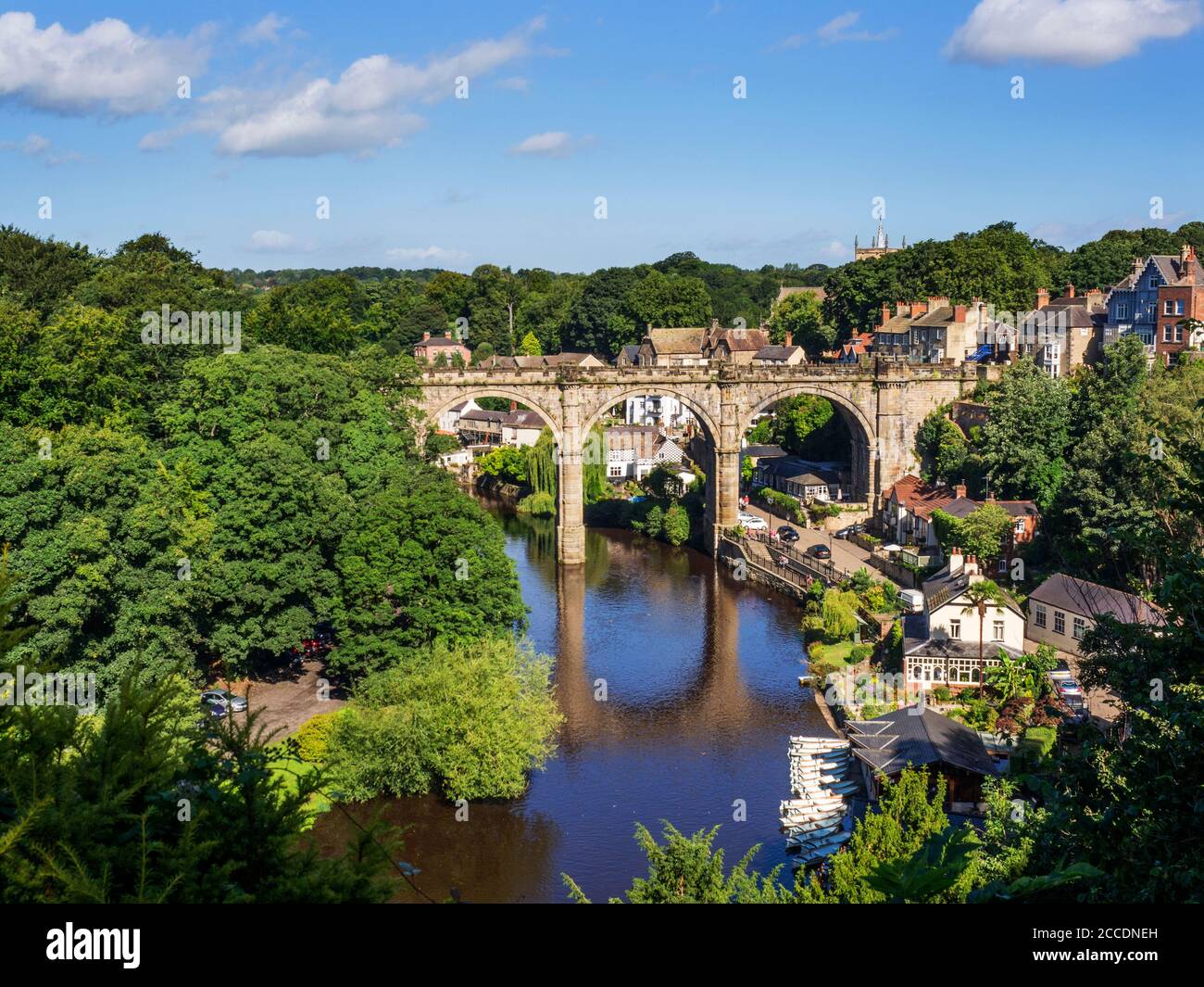 Railway viaduct over the River Nidd in summer Knaresborough North Yorkshire England Stock Photo